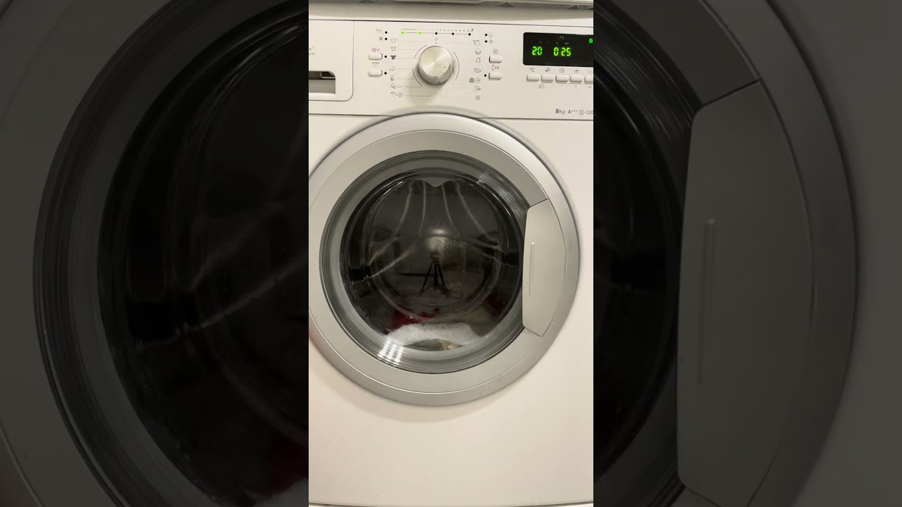 Whirlpool InfiniteCare AWOC82120:Hand wash/wool 20° 1000rpm,medium level of dirty with rinse hold