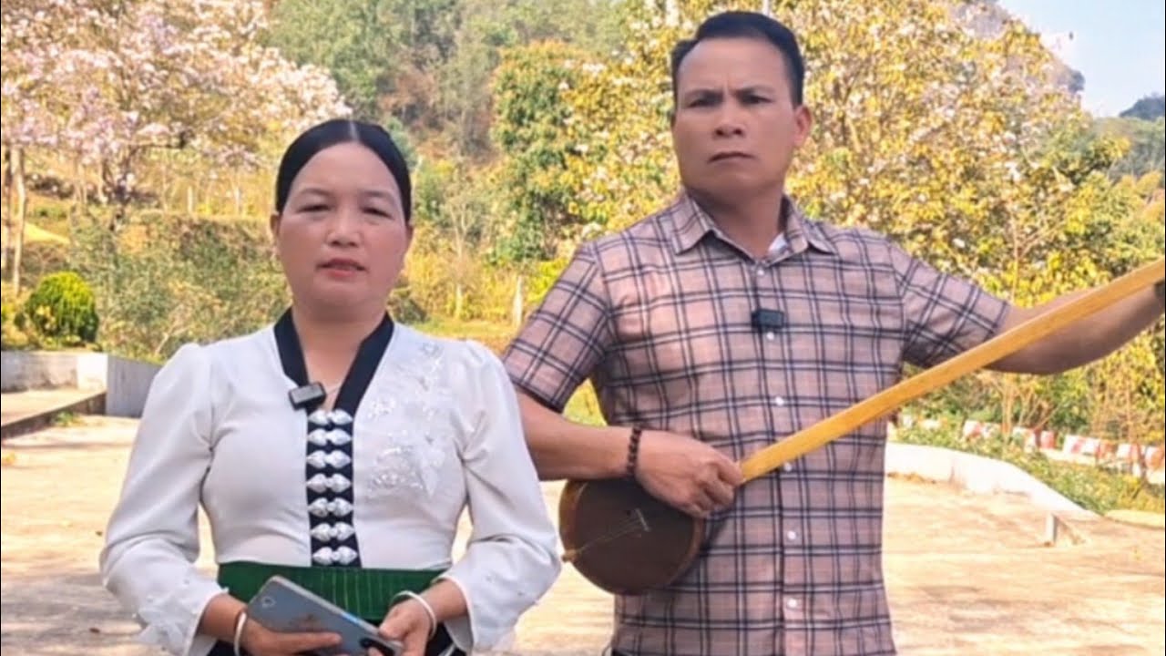 Màn hòa nhịp với đàn tính tẩu của chị tôi bản lướt rất hay 