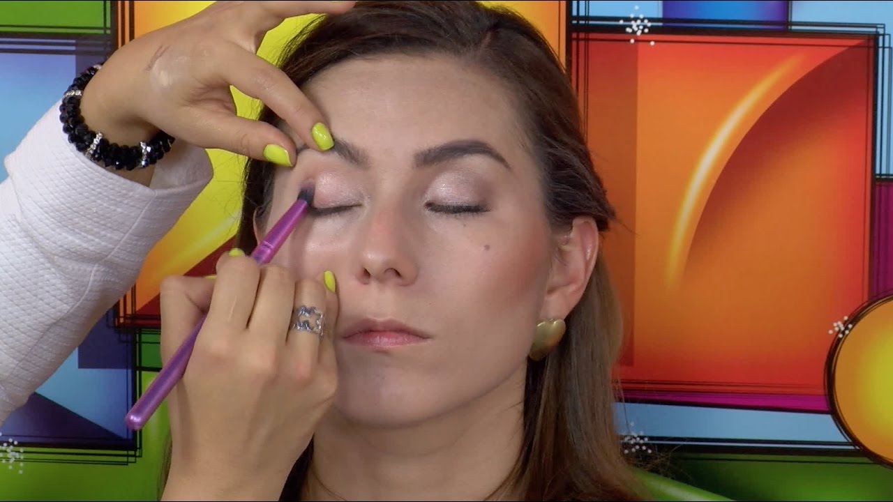 Como Hacer un Maquillaje para el Dia- Hogar Tv  por Juan Gonzalo Angel