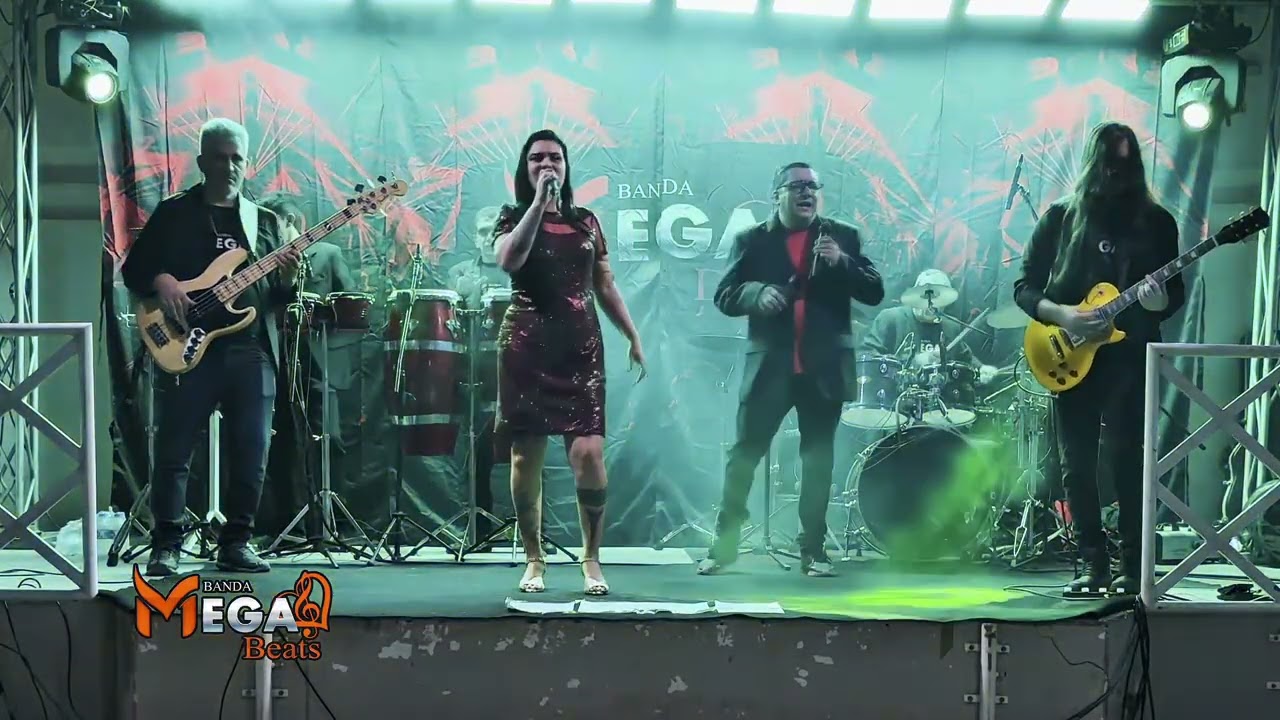 09 BANDA MEGA BEATS - DANCING QUEEN - (ABBA)
