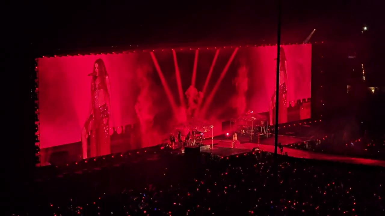 OJOS ASI (inicio) - SHAKIRA en vivo 25 de marzo del 2025