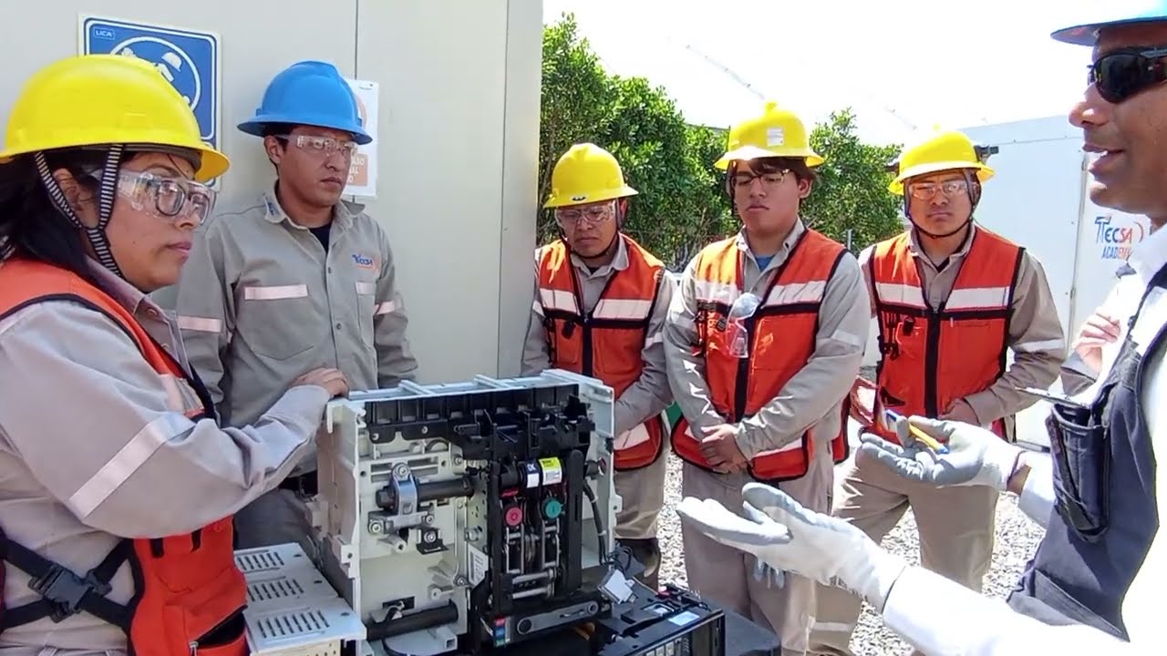 Prueba de Resistencia de Aislamiento al Interruptor Electromagnético de Baja Tensión