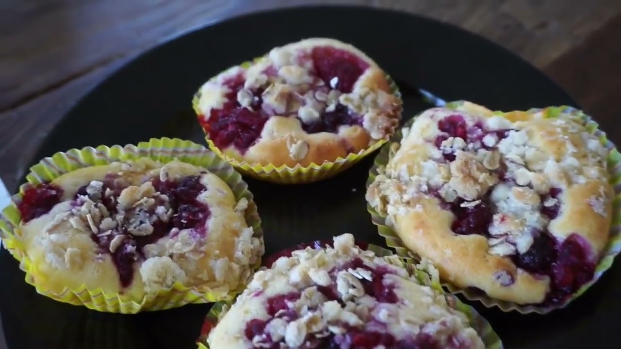 Tv&aring; enkla bakverk   Hallonmuffins & Dumlekakor