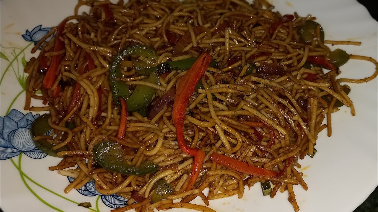 10 मिनट में बनाये ठेले जैसे chawmin बहुत ही testy chawmin #chawmin recipe #food #ramzan spicesl#cook