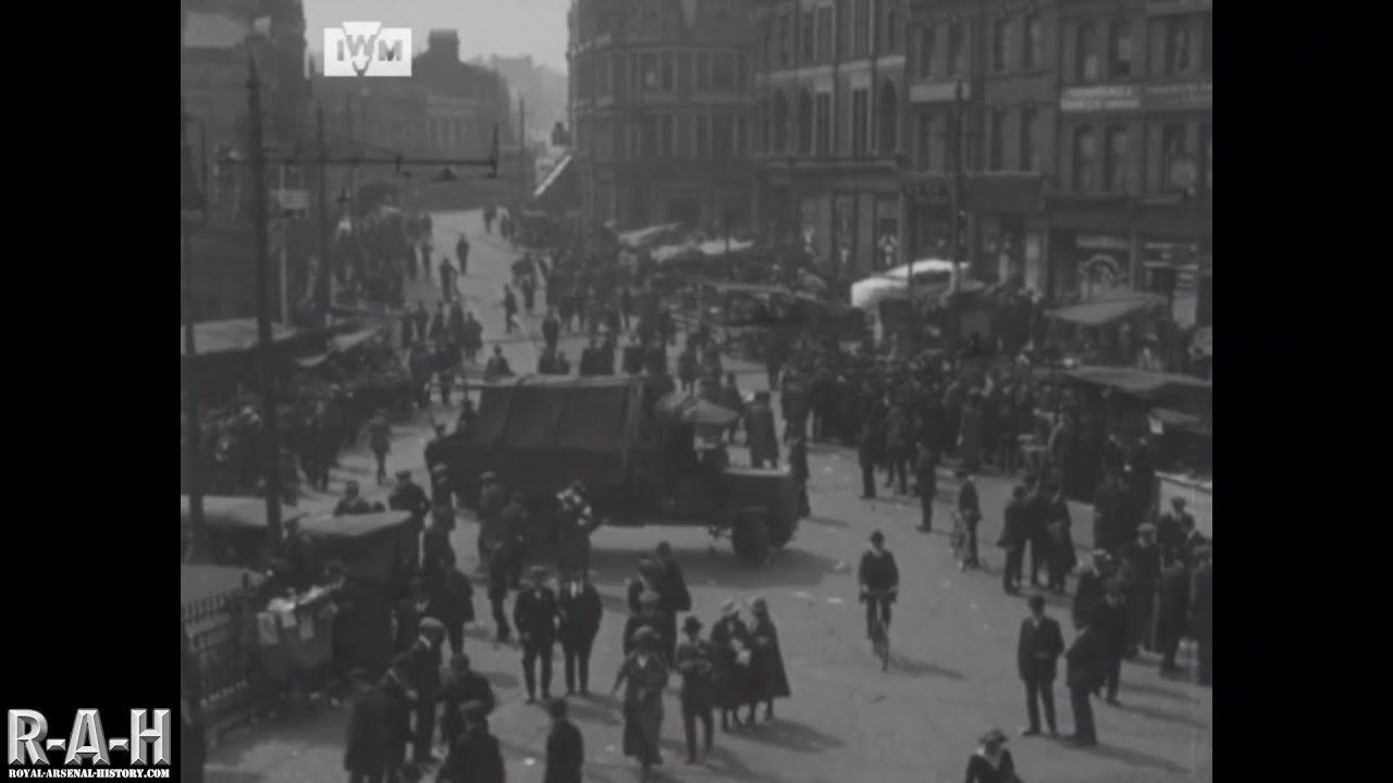 1918 - WOOLWICH MARKET over 100 years ago during WWI and a glimpse INSIDE the Royal Arsenal gates...