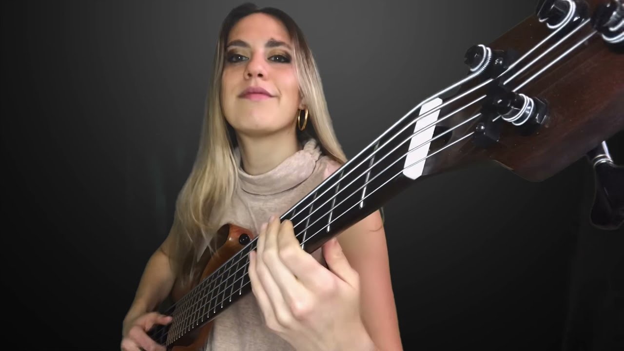 Britney Spears - Oops ... I Did It Again (Bass Cover)