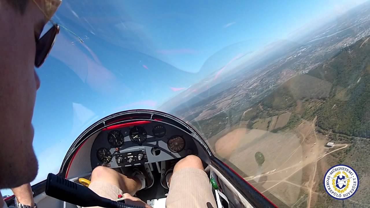 KA-8 flying, LHHH, MSE