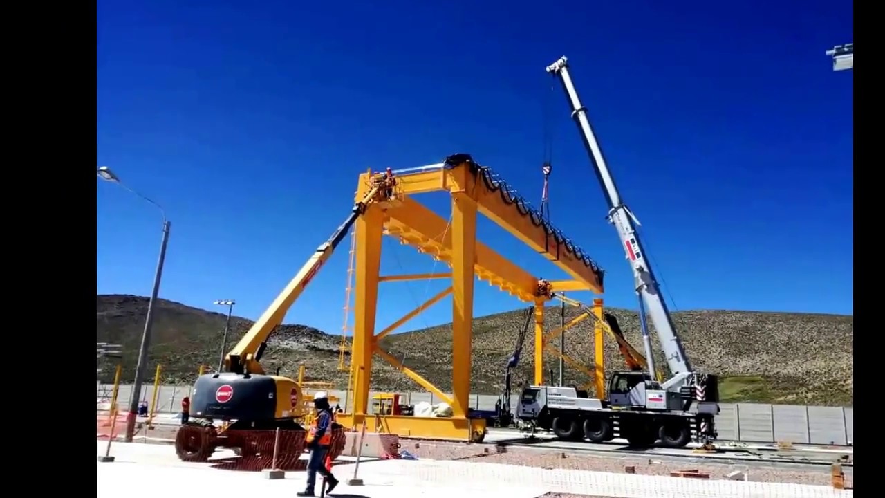 MONTAJE DE GRUA PORTICO