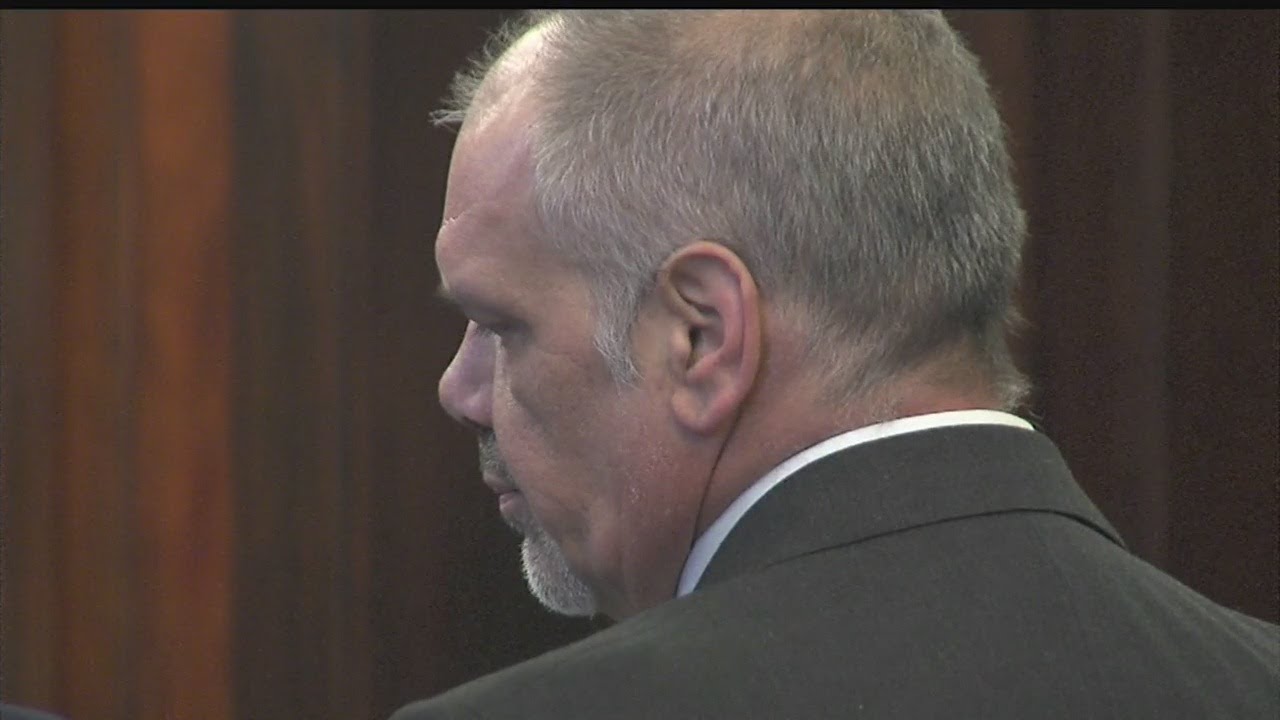 Niles driver pleads not guilty to pushing car in road rage crash