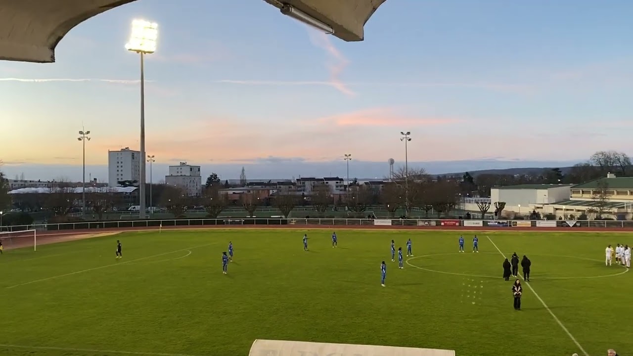 Racing Club de France – FCM Aubervilliers coup d’envois Stade Léo Lagrange 07/02/2026
