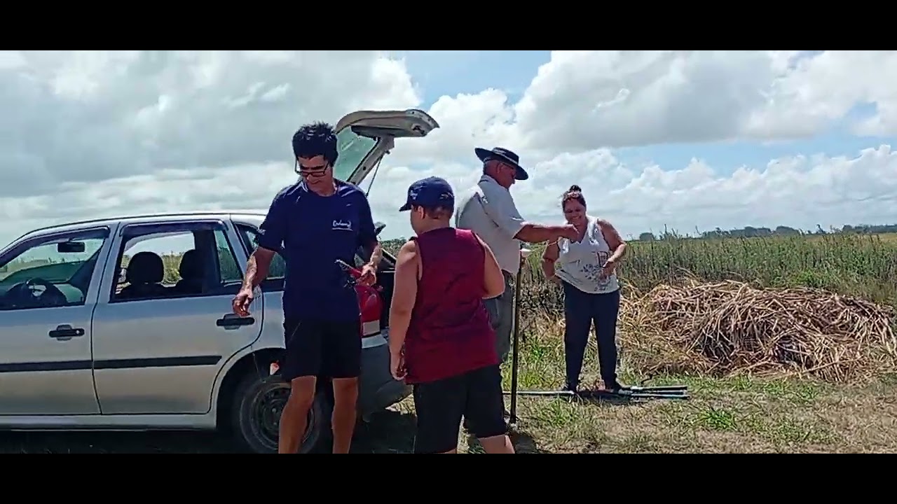 A procura da traíra de rachar da prima🤣🤣🤣