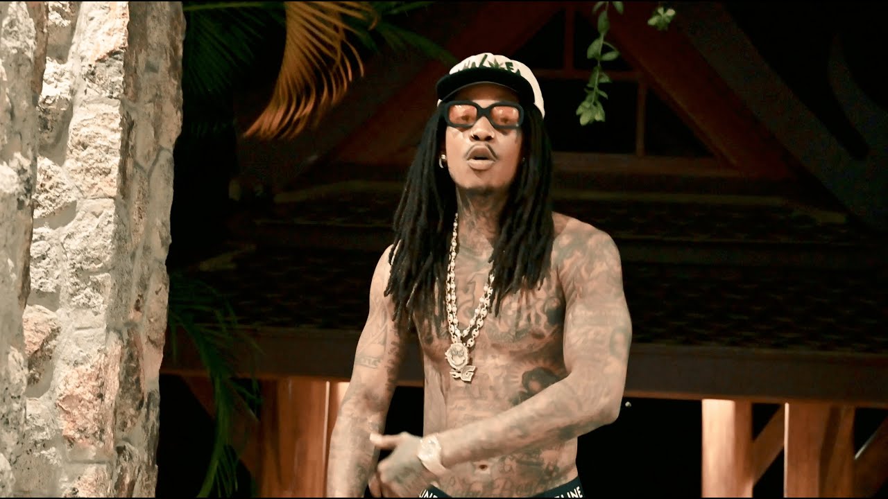 Wiz Khalifa - War On Drugs Freestyle [Official Music Video]