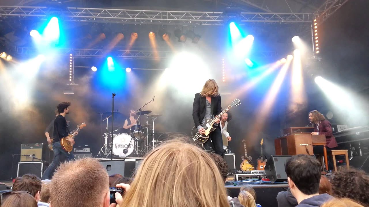 Navarone + Robin Piso (De Wolff) - Child in Time at Oranjepop Nijmegen 2013
