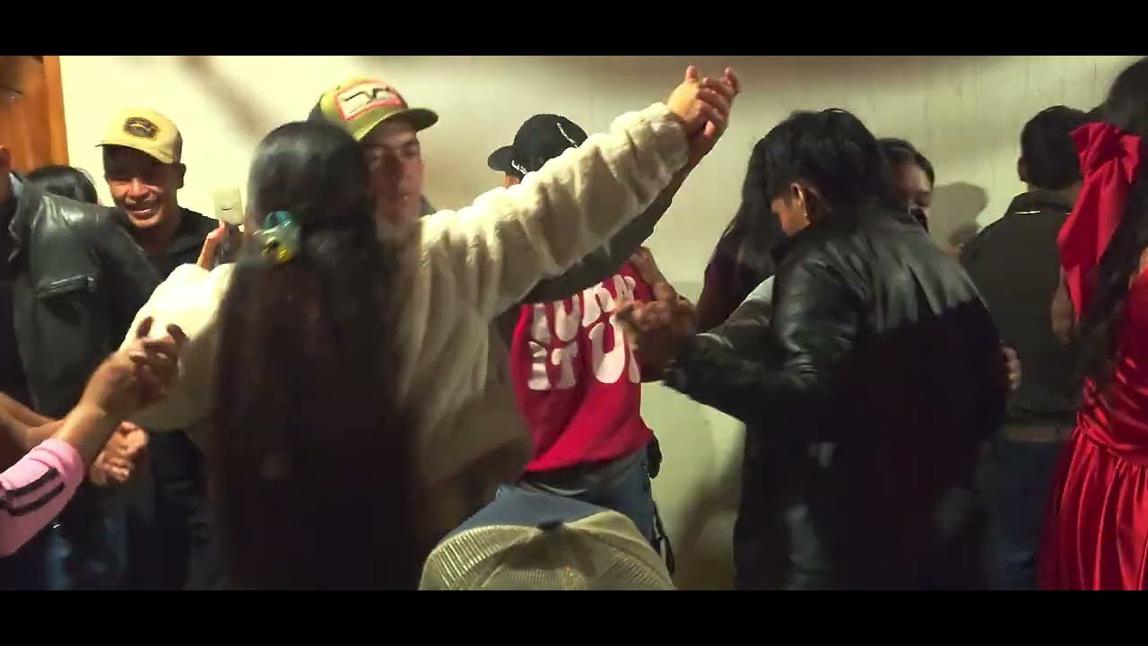Ambiente san juanero mix ..Señores. Les dejo el ultimo video. Del bailaso de. Lagunetas
