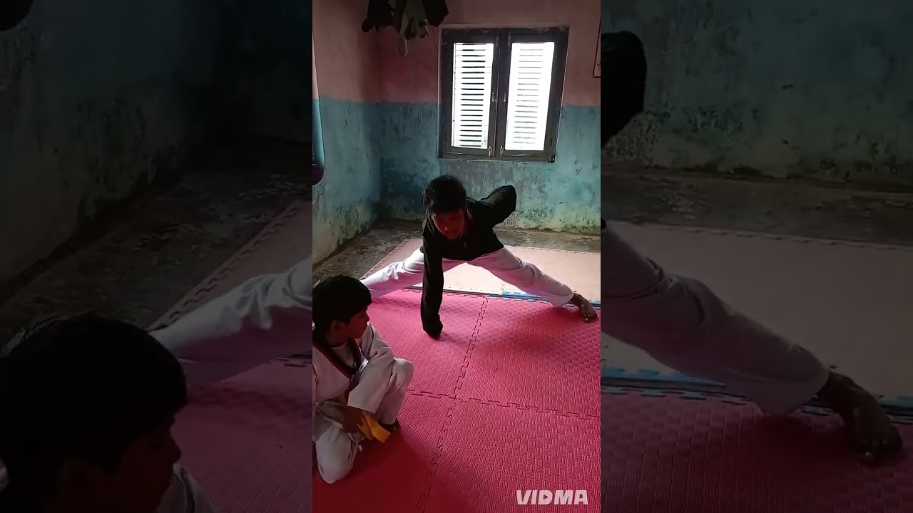 Taekwondo training 🥋🥋 subscribe to my channel likes comet share 😄😄