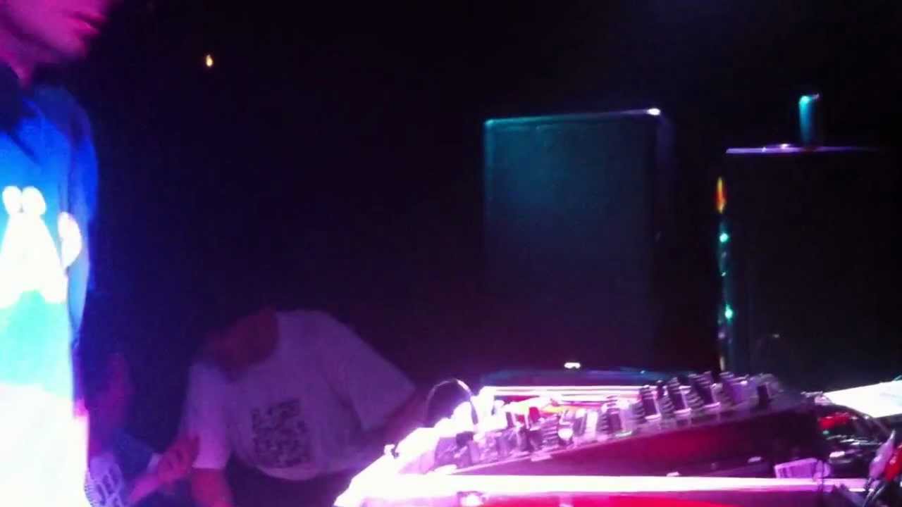 Svetlux @ BeeFree 2012