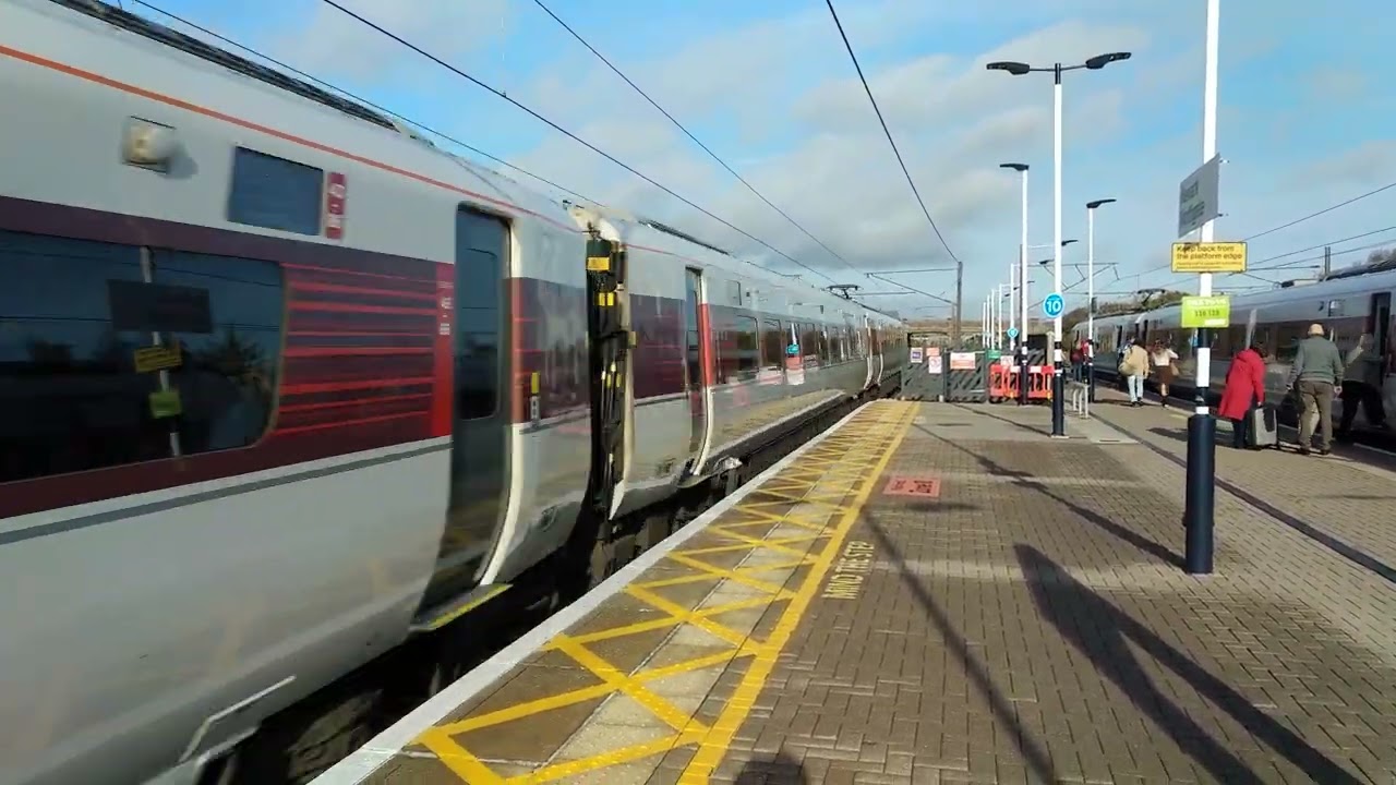 LNER 801202 speeding South through Newark Northgate 25/10/2022