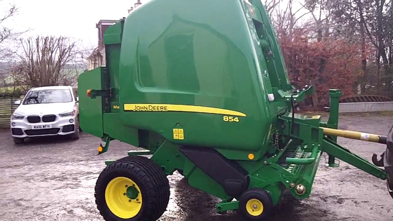 John Deere 854 Maxicut Baler
