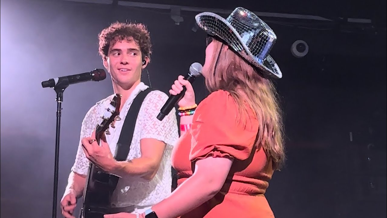Joshua Bassett - Anyone Else (with a fan) LIVE at the Golden Years Tour in Charlotte, NC