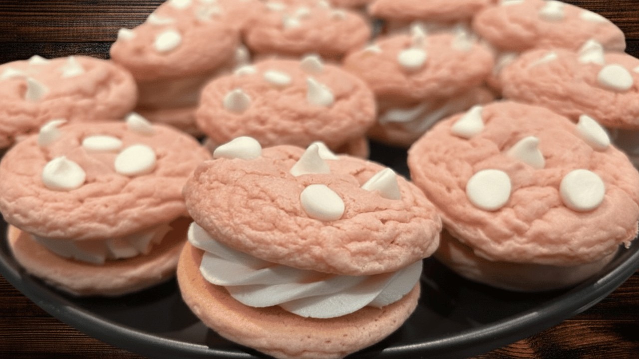 Strawberry Cake Mix Cookie Sandwiches | Soft & Chewy Dessert