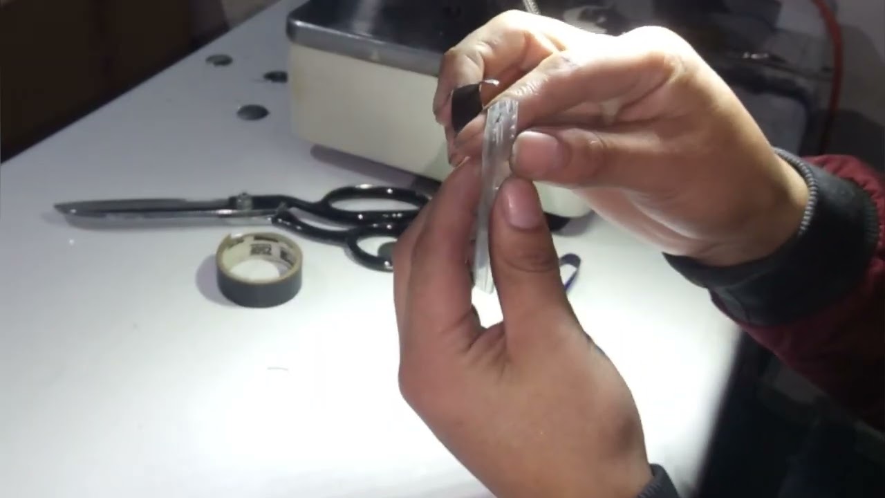 Embudo casero para hacer presilla o pasador de pantalón en tela jean