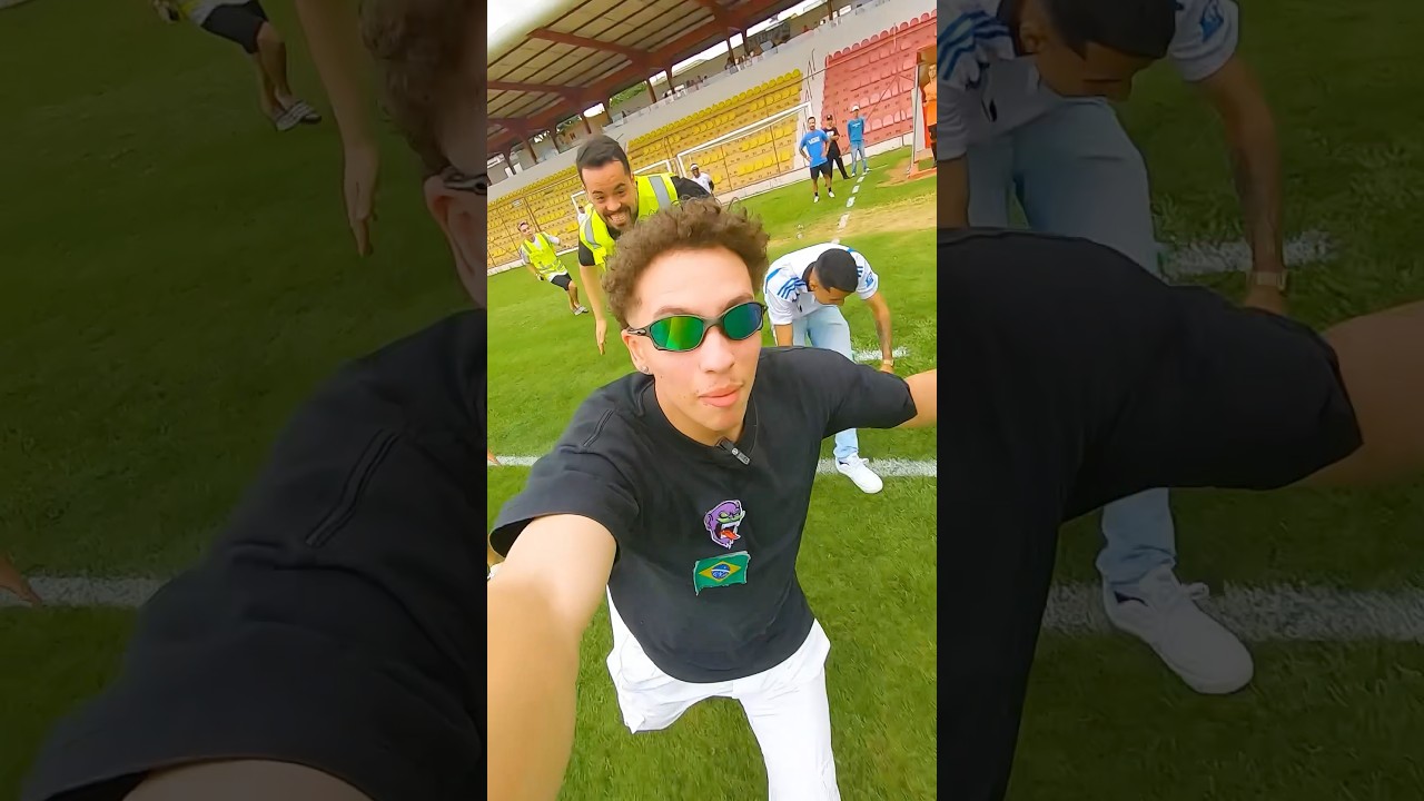 INVADINDO um est&aacute;dio de FUTEBOL! #shorts