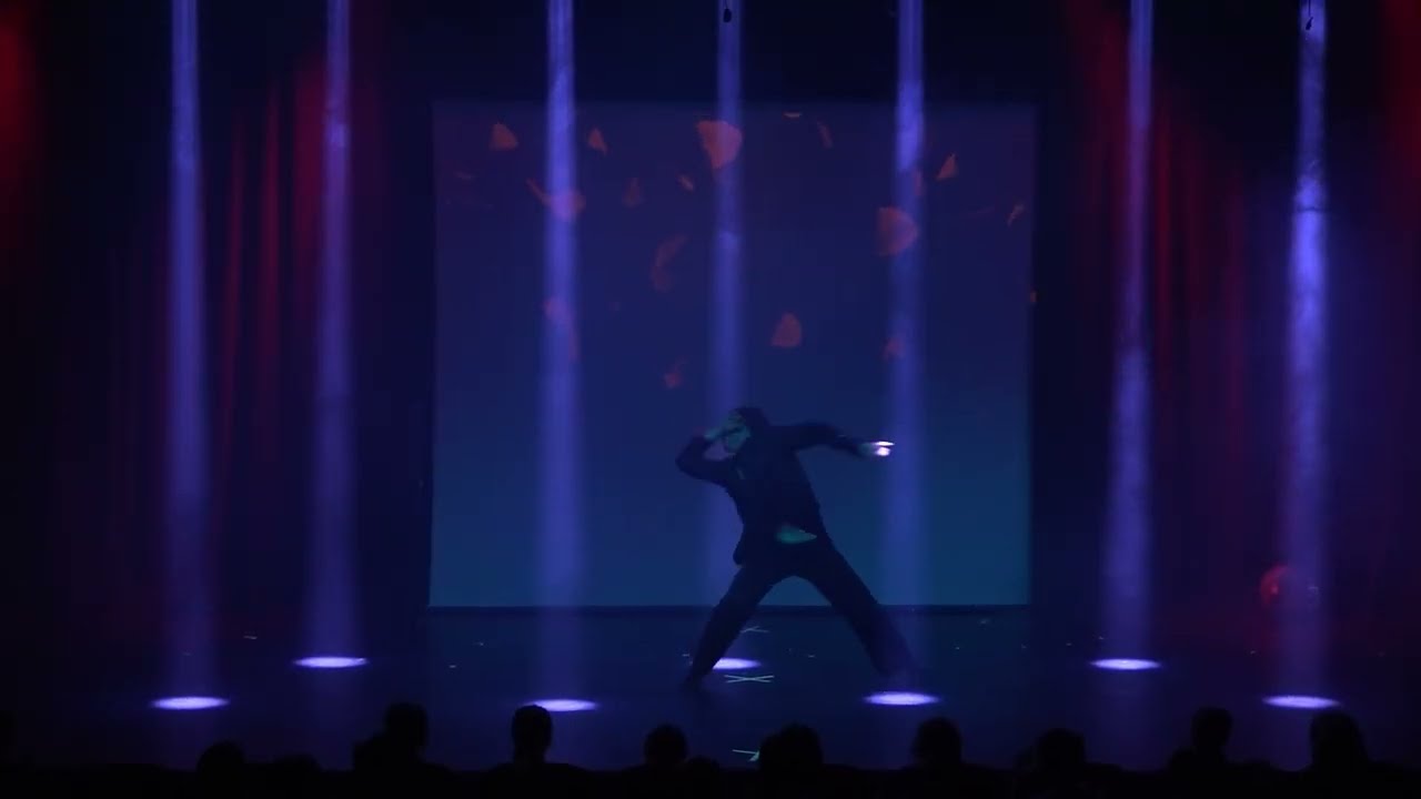 Dominik Moroz - Teatr Kamienica 2025
