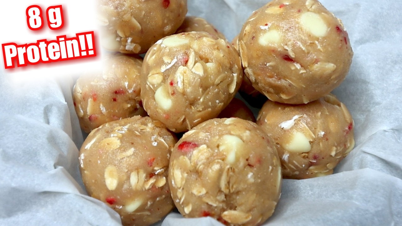 EASY Strawberry Cheesecake Protein Balls🍓🍰 No-Bake HIGH PROTEIN Treat! Weight Watchers Friendly!