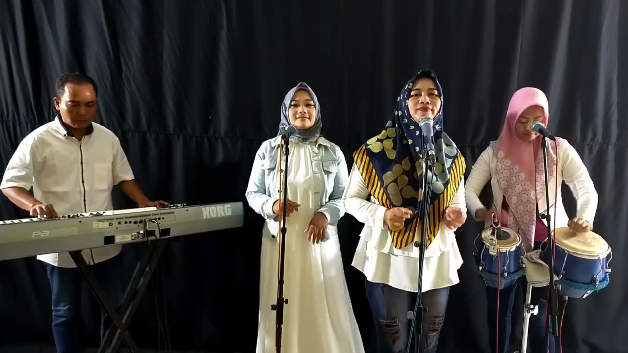 DANGDUT SANTAI...JANJI - RITA SUGIARTO - CHRISVERANI BAGOES FAMILY (COVER)