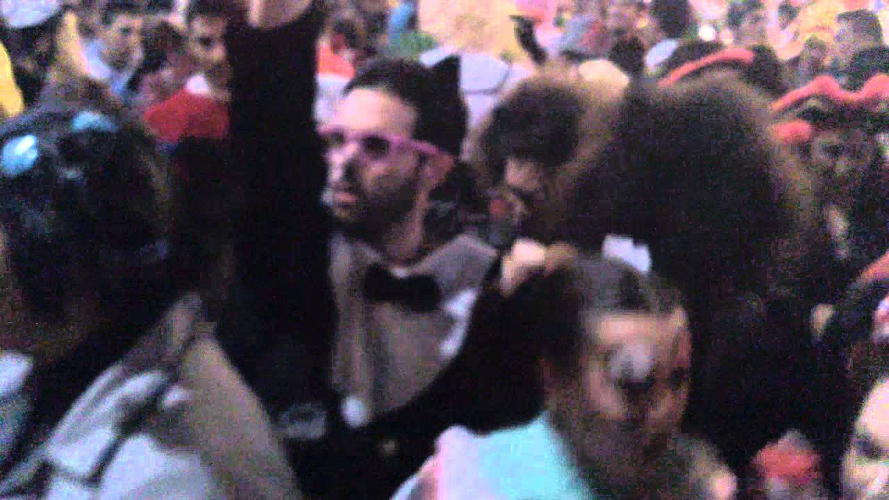 carnavales badajoz 2013 botellon jaleo music sound