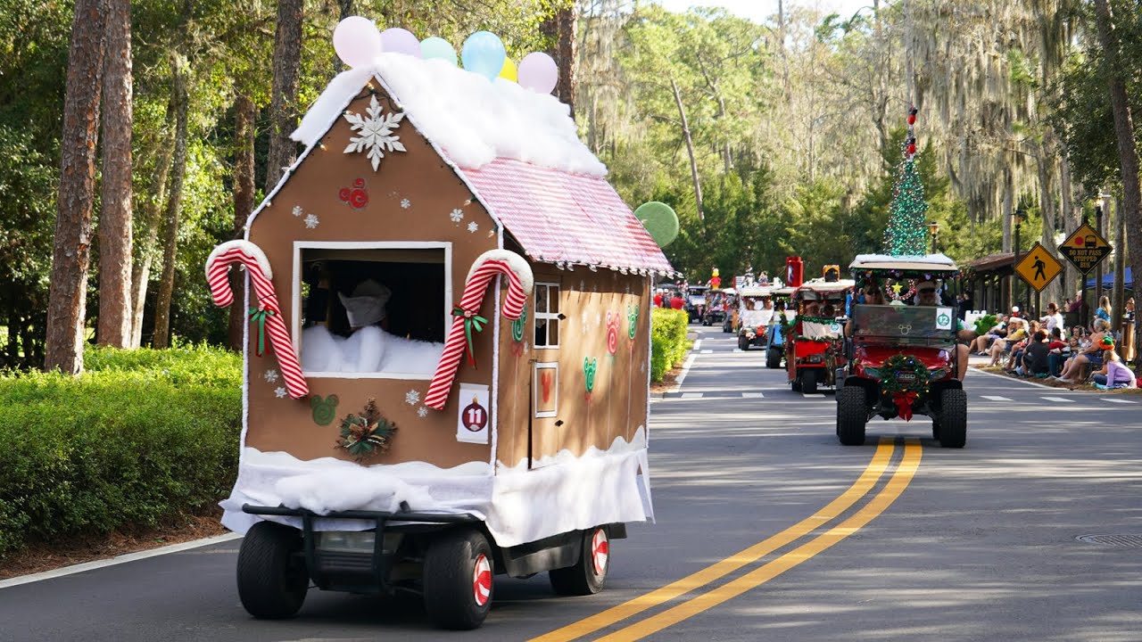 Disney's Fort Wilderness Resort Holiday Christmas Golf Cart Parade 2021 - Walt Disney World