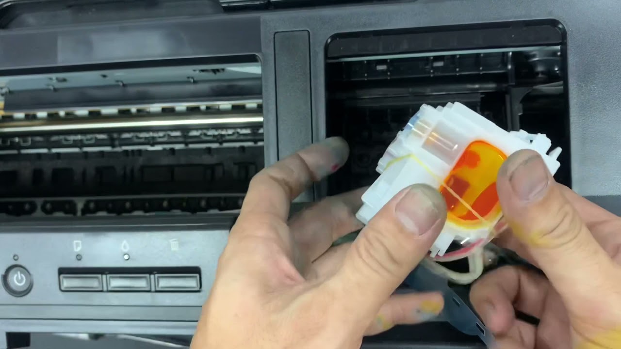 小張印表機維修EPSON L1800 噴頭拆解流程