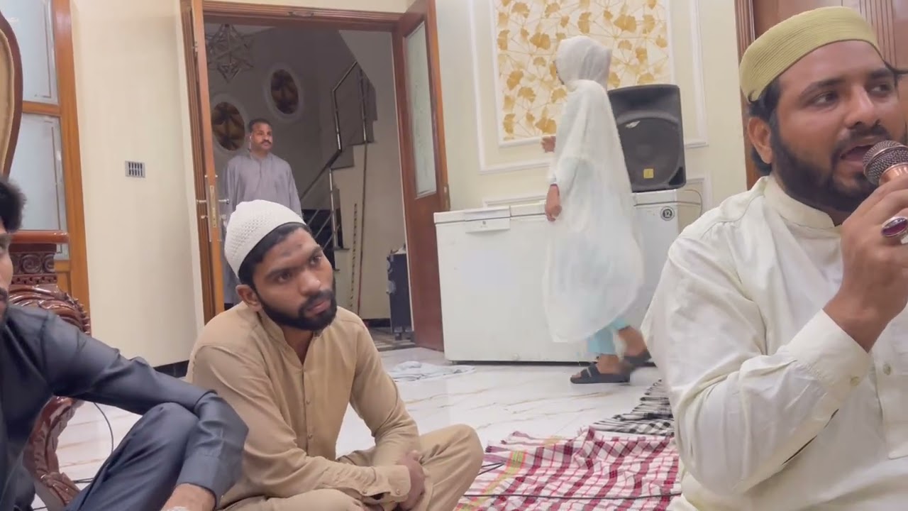Naqeeb mahfil Taimor Sultan in Aftar parti 