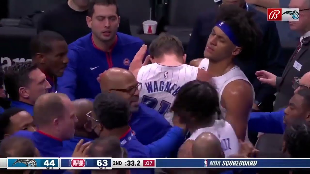 Moe Wagner Shoves Killian Hayes Into The Bench