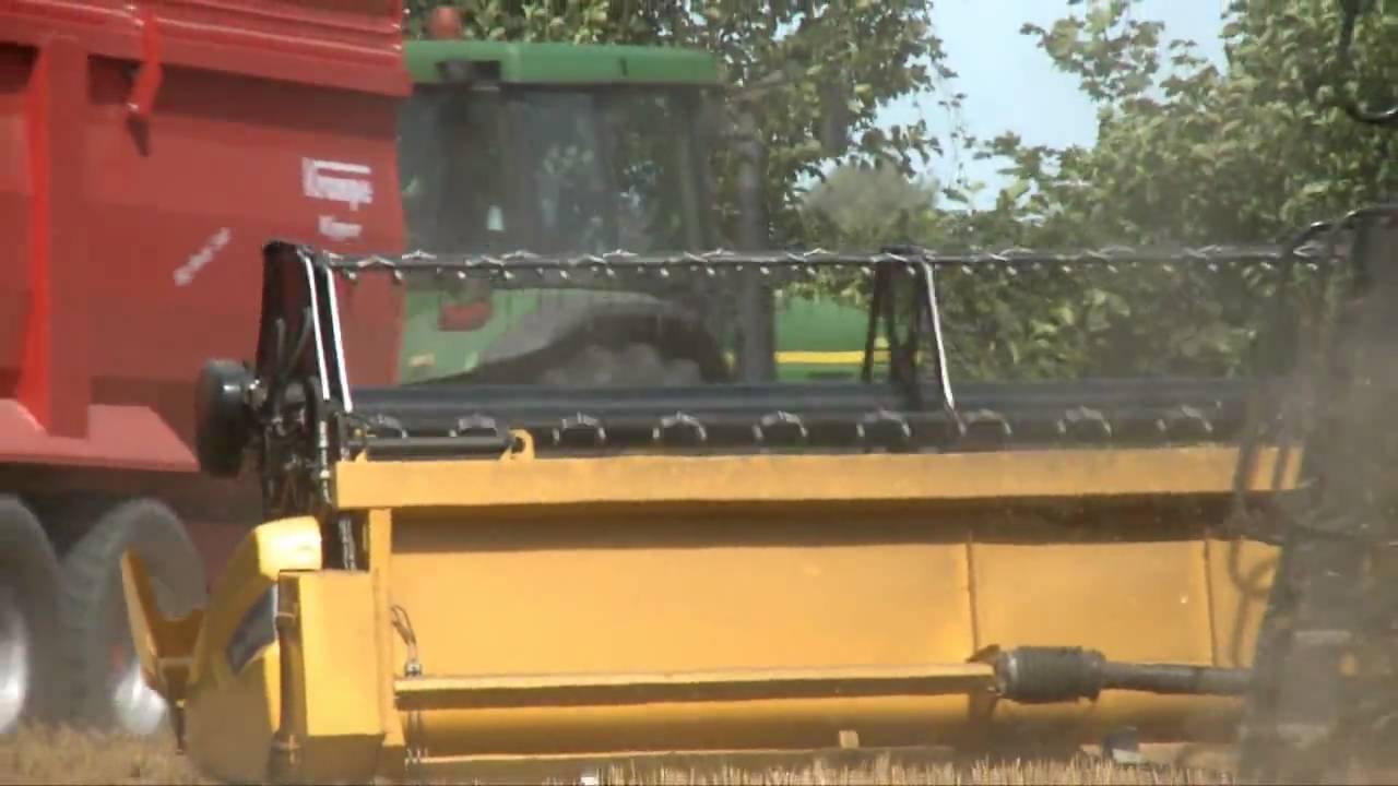 Krampe Big Body 540 Getreide Ernte mit John Deere und New Holland