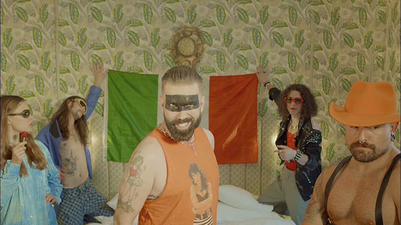 ITALOVE - Italian Boys (Hi-NRG Version)