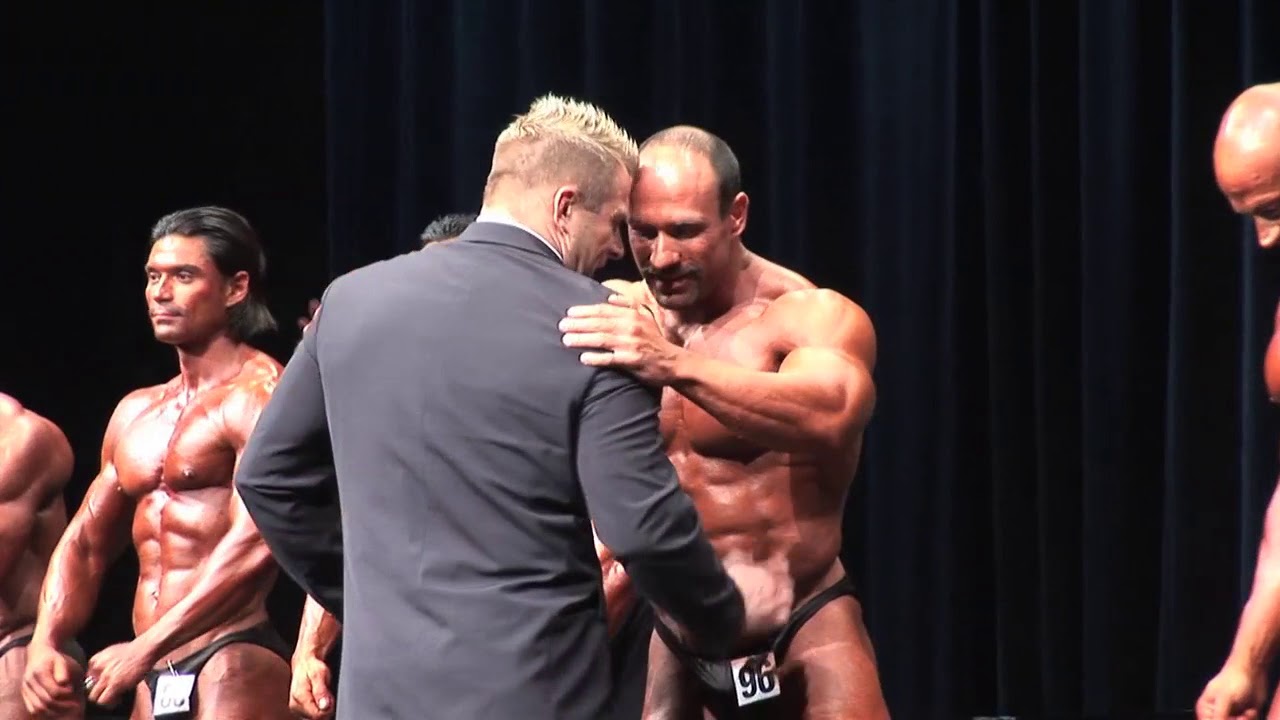 TBT: Steve Benthin becomes IFBB Pro