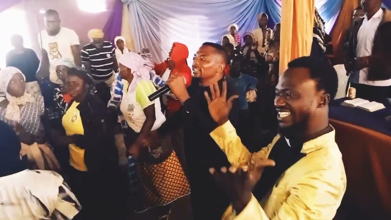 KA YI MAGA KAWAI, ANDREW DANGWEL