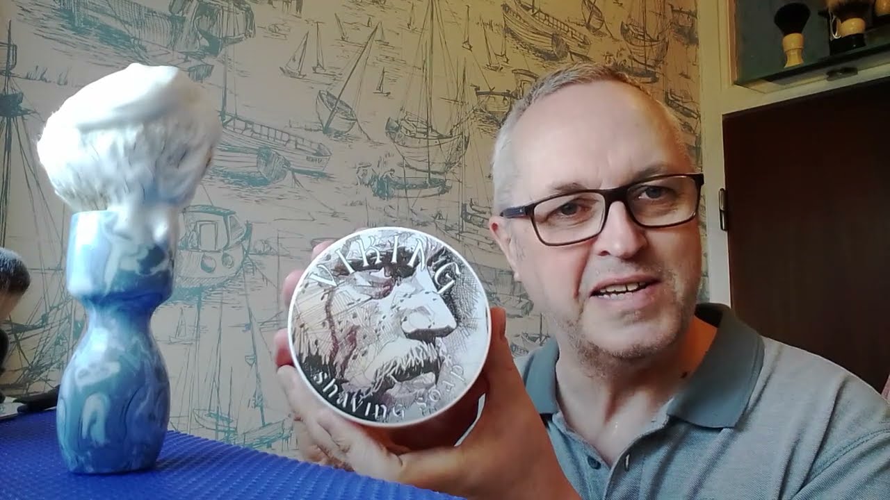 Shaving with a Shavette Razor: an Excellent Shave with a Japanese Style Razor. BBS - two passes 👍