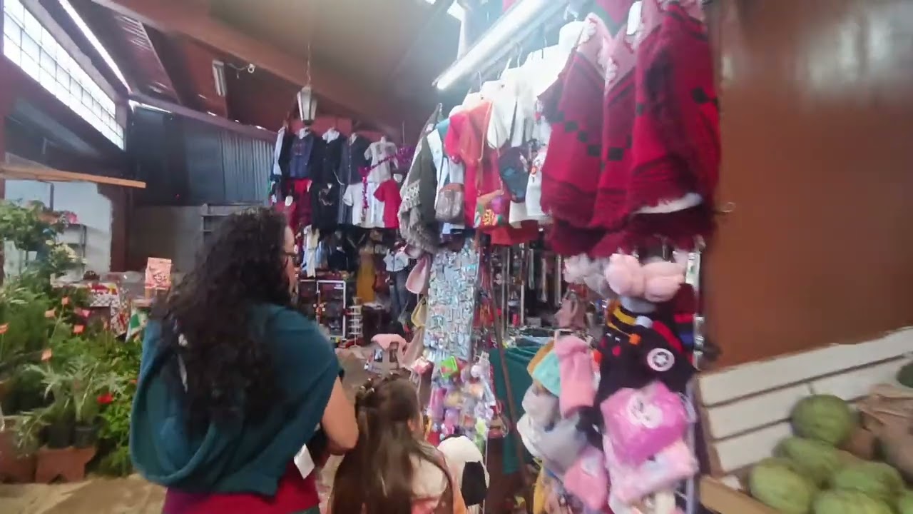 Visitando Mercado de San Lucas Sacatepéquez