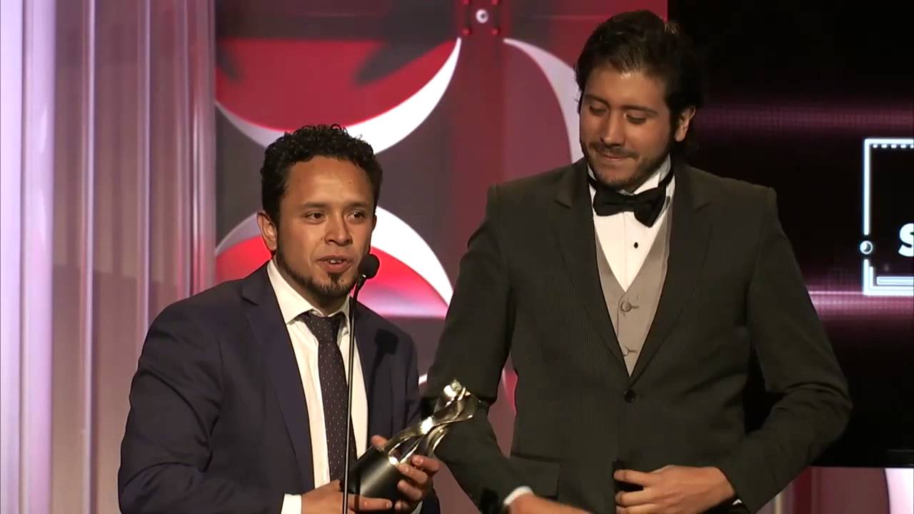 Enchufe.TV Wins Audience Choice Show of the Year - Streamy Awards 2014