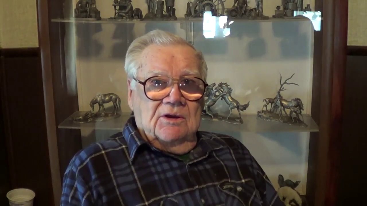 WWII Iwo Jima Marine Veteran Robert Scullin Interview (Part 1)