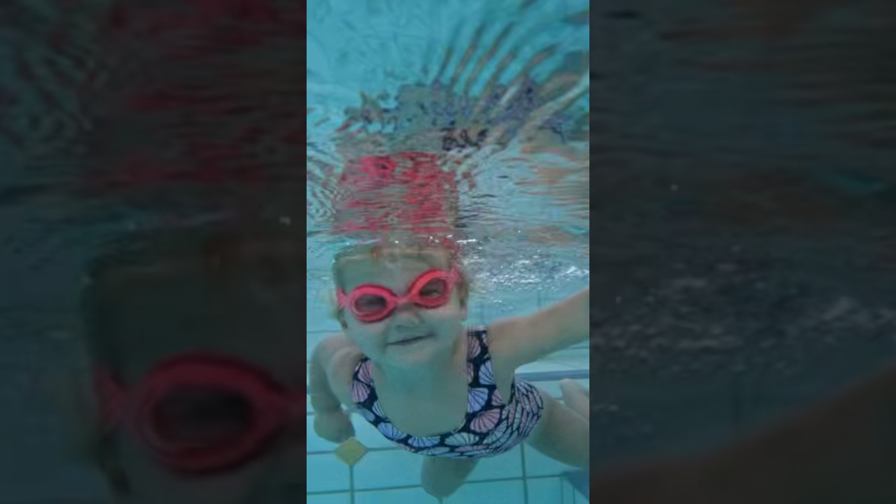 2 Year Old Swimming Underwater #toddler #underwater #swimming #parenting #pool