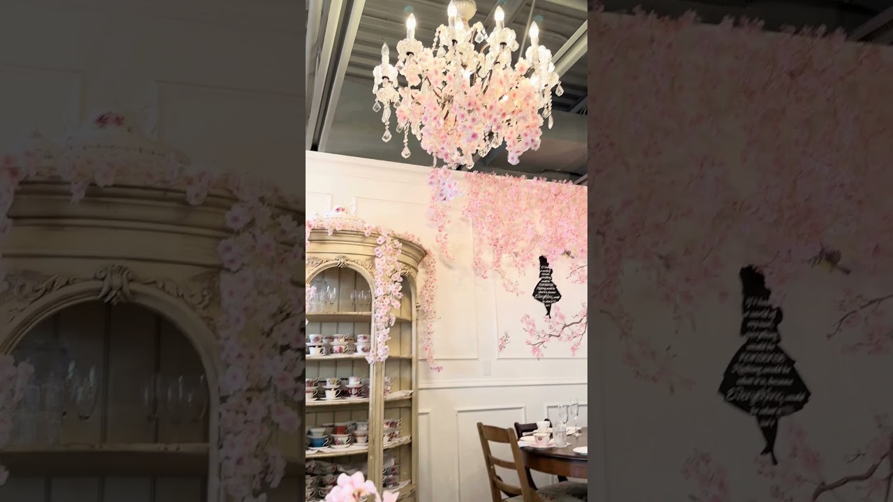 Neverland Tea Salon in Vancouver 