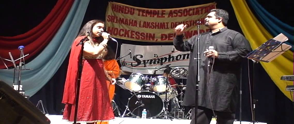Malargalile aaradhanai _ Karumbu vil _ Suresh ramachandran & Harini   Vasudevan  (live-stage)