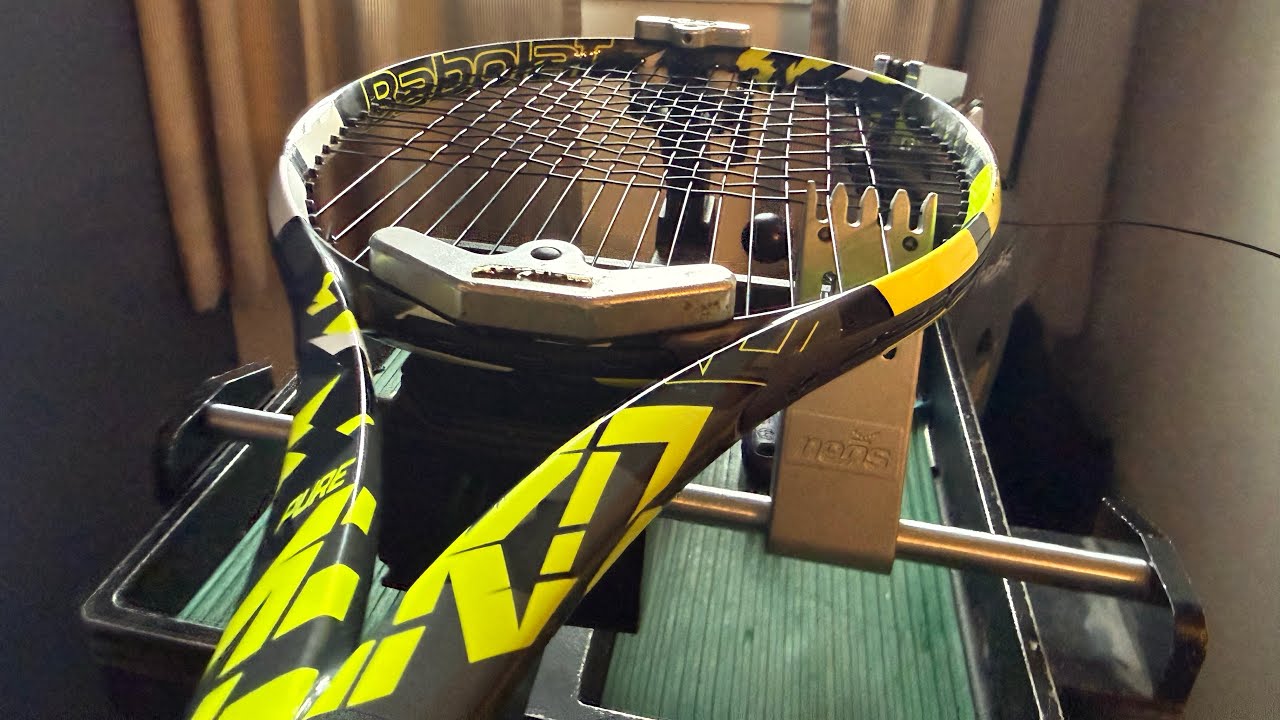 Stringing my racket in 2 minutes ​#lofi #calm 