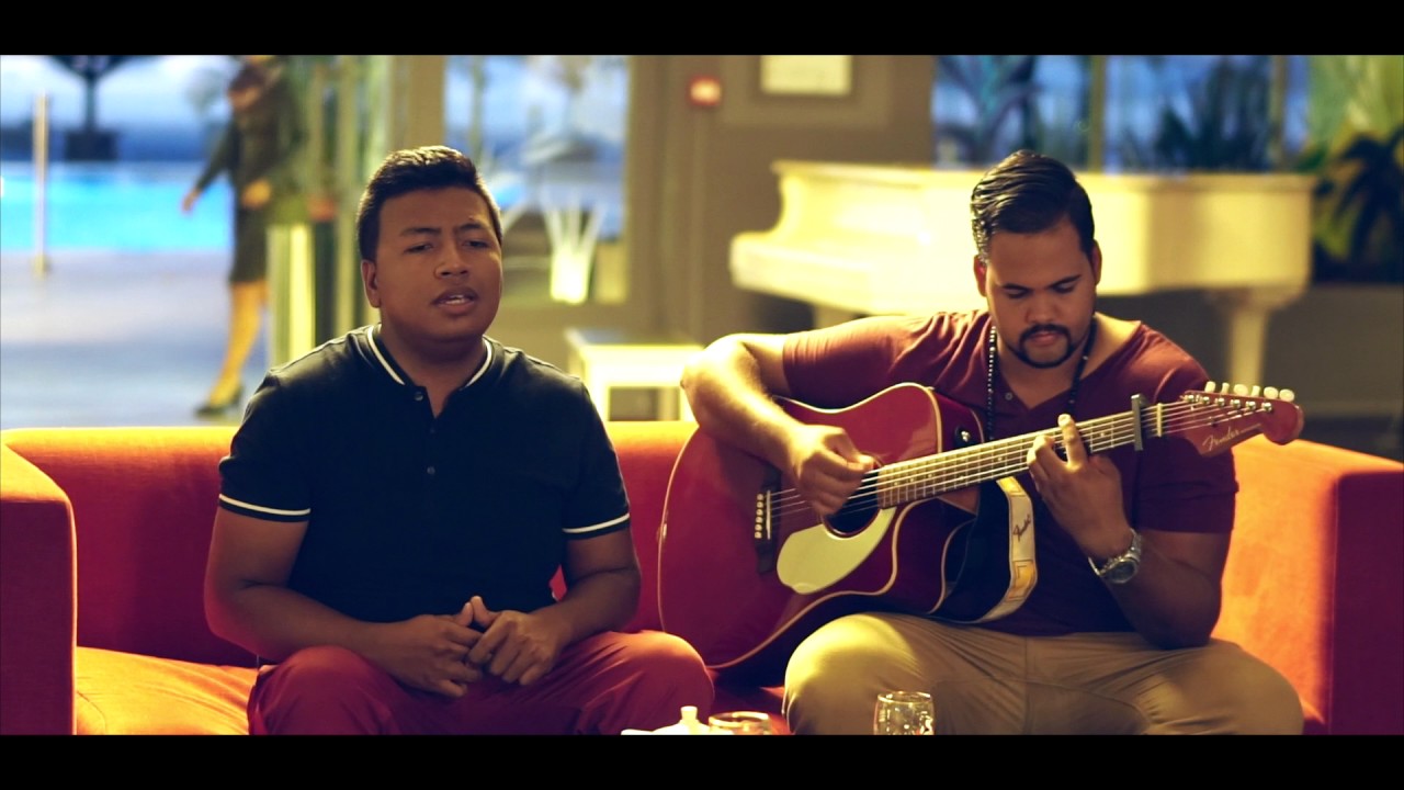 TAHIANA performs So Sick (Acoustic) by Ne-Yo feat. Mc Balfra