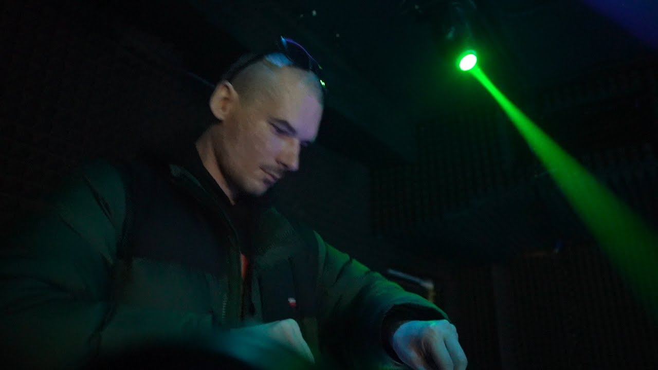 DJ MFC MŁODY BÓG - PARTY MINI MIX (LIVE FROM WARSAW @ REMONT)