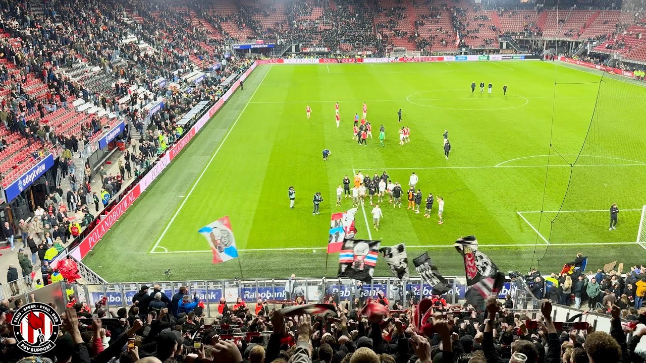 Guus Til.. Aha aha.. I like it.. 🗣️👏 AZ Alkmaar - PSV Eindhoven : 09/11/2025 : 1-5