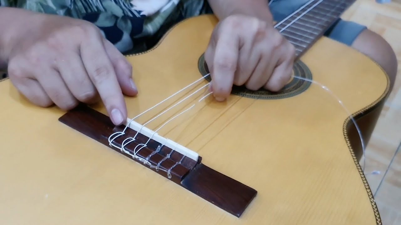 [Tiến Nguyễn Music] Hướng dẫn chi tiết cách thay dây đàn guitar classic (dây Nylon)